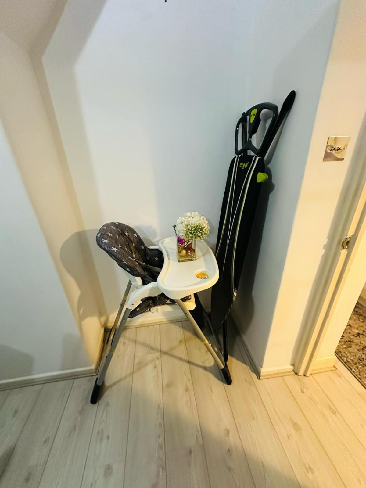 Lovely Quiet Spacious Apartment Around Little Venice Desirable Location By Ricky & Giustina Apartment London
