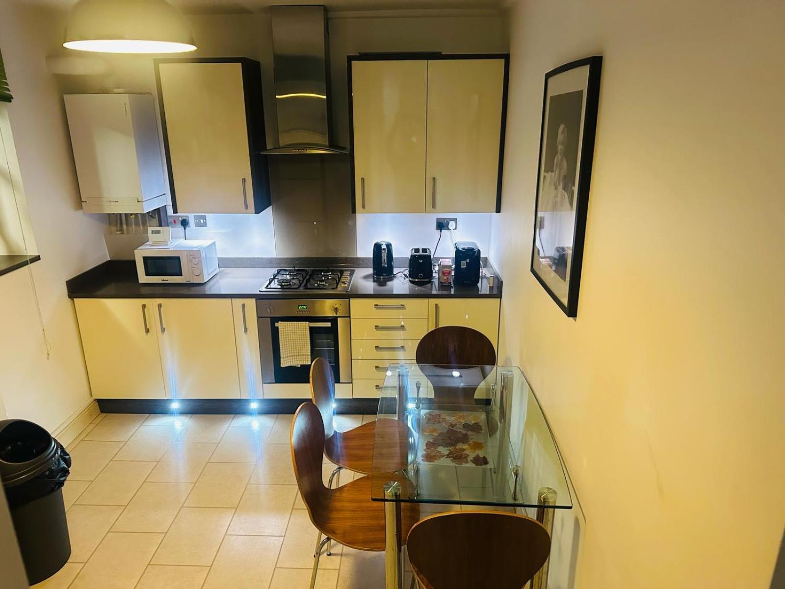 Lovely Quiet Spacious Apartment Around Little Venice Desirable Location By Ricky & Giustina London